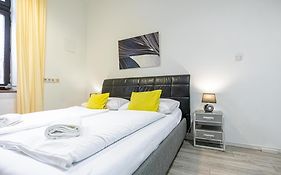 Modern Apartment Suitable For Longstays